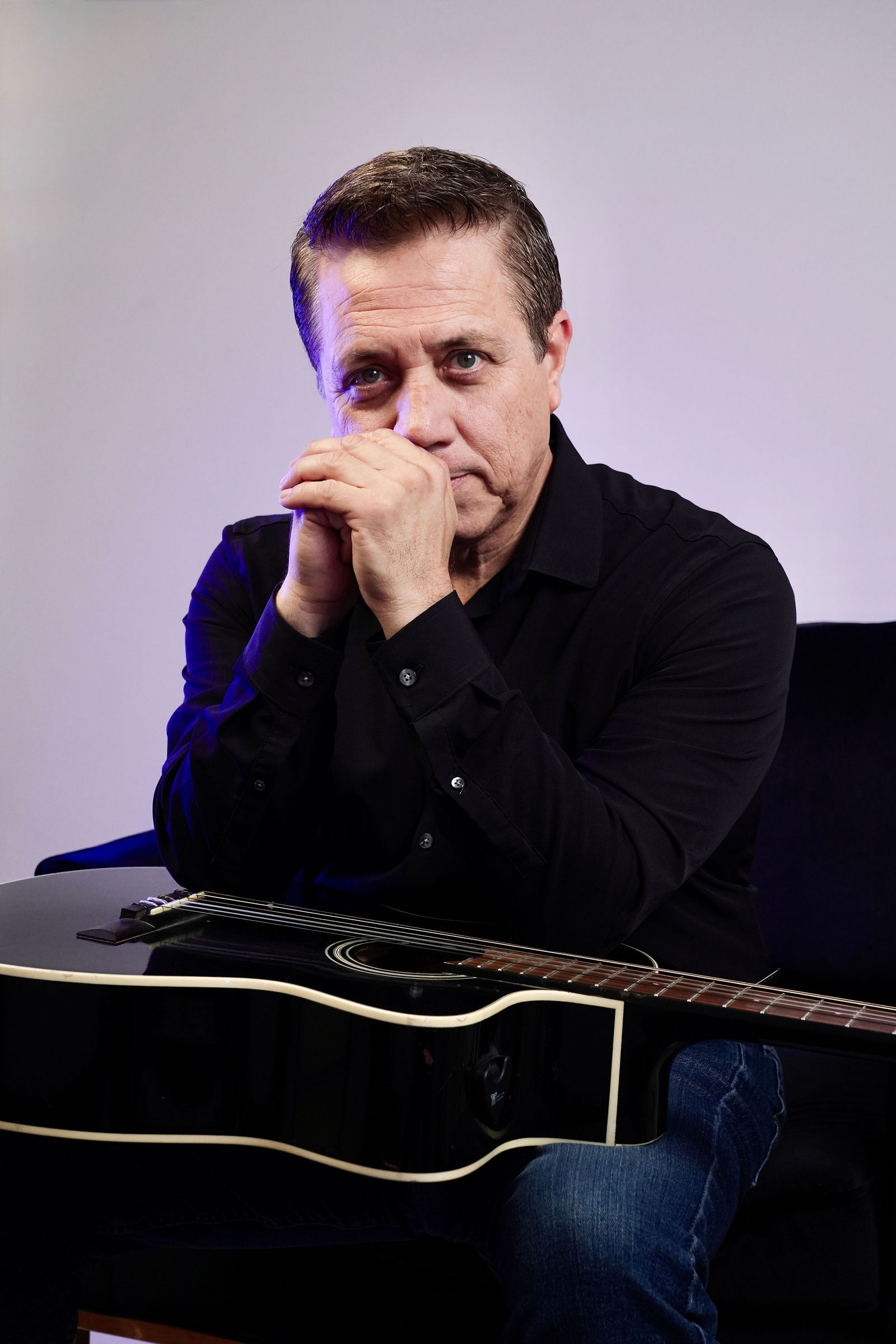 Guitar close-up thumbnail